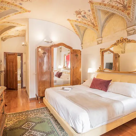 Corte Realdi Piazza Erbe 维罗纳