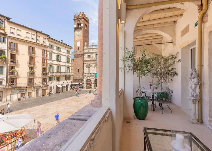 Penzion Corte Realdi Piazza Erbe 4*