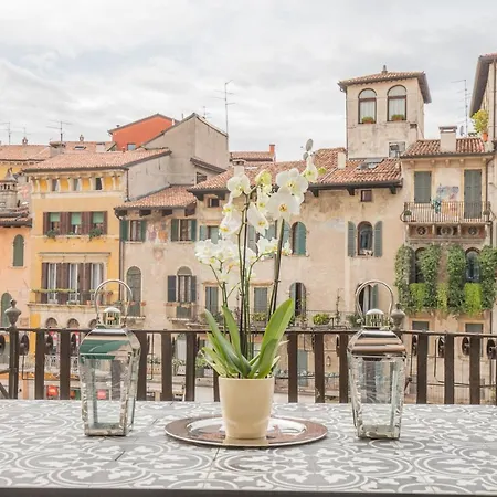 Pensjonat Corte Realdi Piazza Erbe