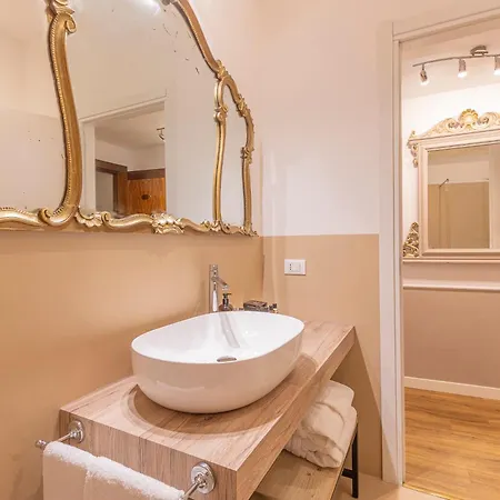 Corte Realdi Piazza Erbe Penzion 4*