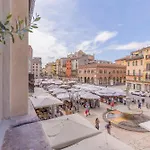 Corte Realdi Piazza Erbe Πανσιόν
