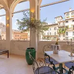 Corte Realdi Piazza Erbe Πανσιόν 4*